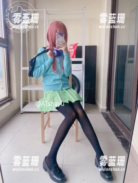 AT鲨 写真发布:AT鲨和她的灰丝,谁还敢说没意思?