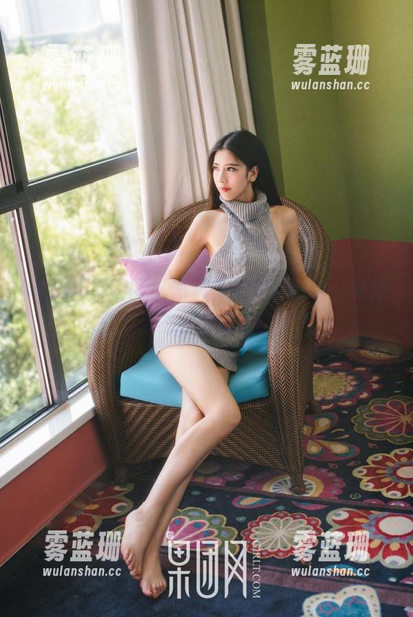 GIRLT果团网 - 写真里的甜Abby，身体的每个姿态都在散发少女气息