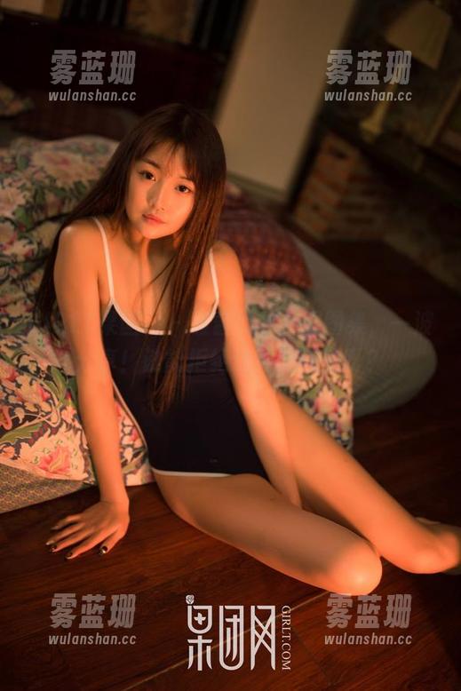GIRLT果团网-酸酱兔 GIRLT果团网 - 酸酱兔水手服图集,一波分享!谁能拒绝这种清新感呀?