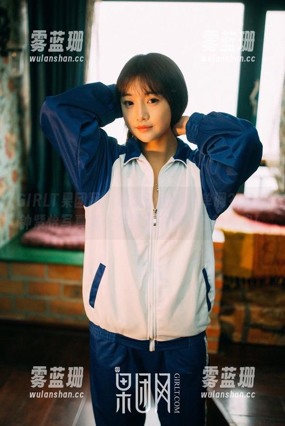 GIRLT果团网 - 谁说校服只能单调？最新钟紫怡写真集带你再次审视青春的俏皮！