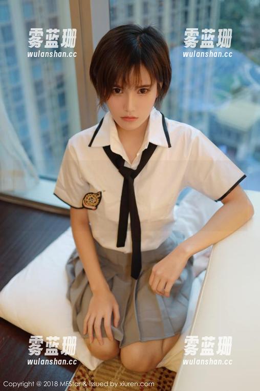 MFStar模范学院-桃小兔yolanda MFStar模范学院 - 桃小兔yolanda的JK秀,发现原图无圣光也是一种艺术,哈哈