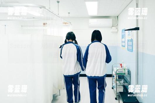 Sonson(손손)的图集：Loozy-CinemaGirl的每个姿势都在传递一种难以言说的情感。