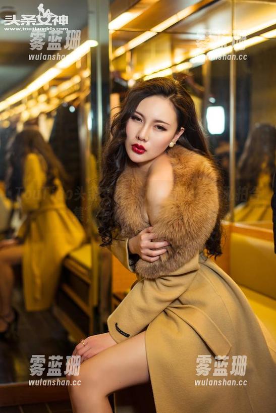 TouTiao头条女神-刘瑾希 TouTiao头条女神 - 刘瑾希的镂空私拍合集,有种想探究的冲动
