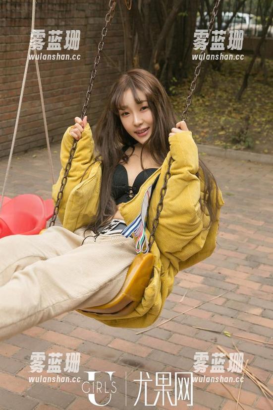 UGirls尤果网-毛COCO UGirls尤果网 - 毛COCO浴室图集:最新拍摄,你能想象她面对镜子的神情吗?