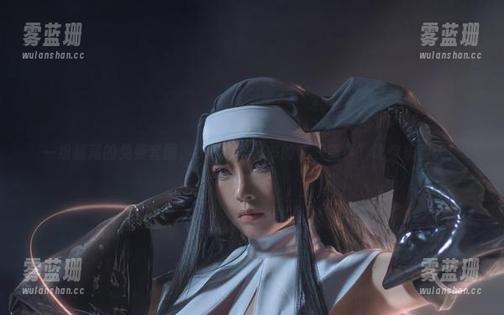 一组秘藏的免费套图，Uki雨季秘书的“三重奏”让你乐翻天！