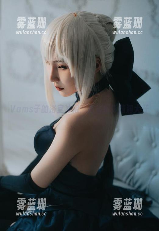 Vams子 Vams子的浴室冲浪:高清摄影脑洞大开!