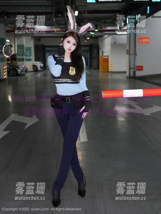 Xiuren秀人网-HeyuZhang Xiuren秀人网 - HeyuZhang毛衣大赛:来免费拿照片,别说你不需要格子!