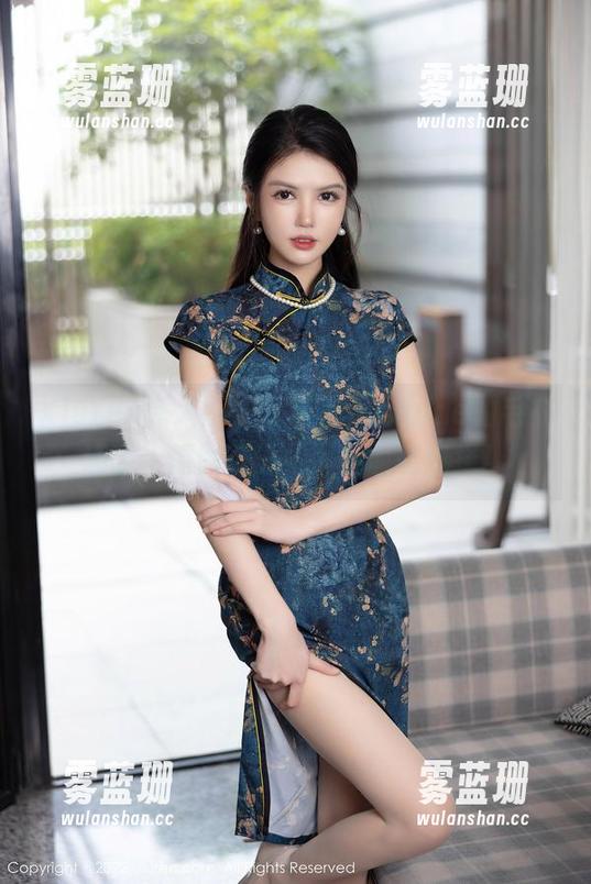Xiuren秀人网-小茉莉jasmine Xiuren秀人网 - 小茉莉jasmine的毛衣趣事:原图挑逗,下载面临选择!