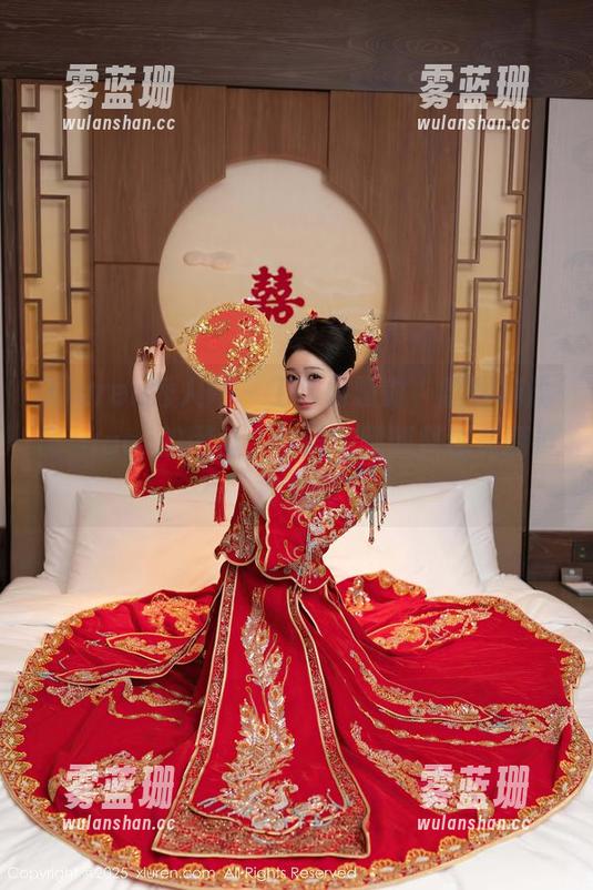 Xiuren秀人网-杨晨晨sugar Xiuren秀人网 - 工作闲暇时,翻翻杨晨晨sugar的网盘,丝袜美腿翘臀也是精神食粮啊