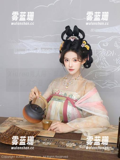 Xiuren秀人网-草莓mm Xiuren秀人网 - 草莓mm出镜!JK写真原图,完全是‘吃草莓mm’的新尝试!