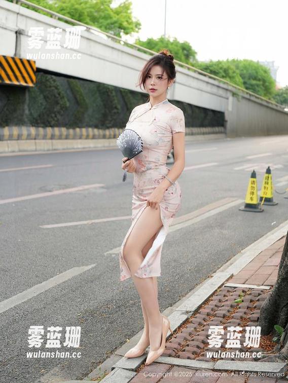 Xiuren秀人网-蕊蕊ruirui Xiuren秀人网 - 这谁能顶得住啊?水手服的蕊蕊ruirui,简直穿着重脱离现实——鼓励原图下载。
