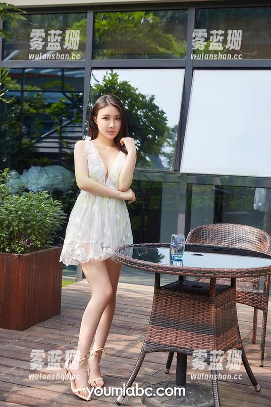 YouMi尤蜜荟-合法萝莉 YouMi尤蜜荟 - 这组精选美图,合法萝莉的制服穿搭可是让人一时三刻停不下来的节奏!