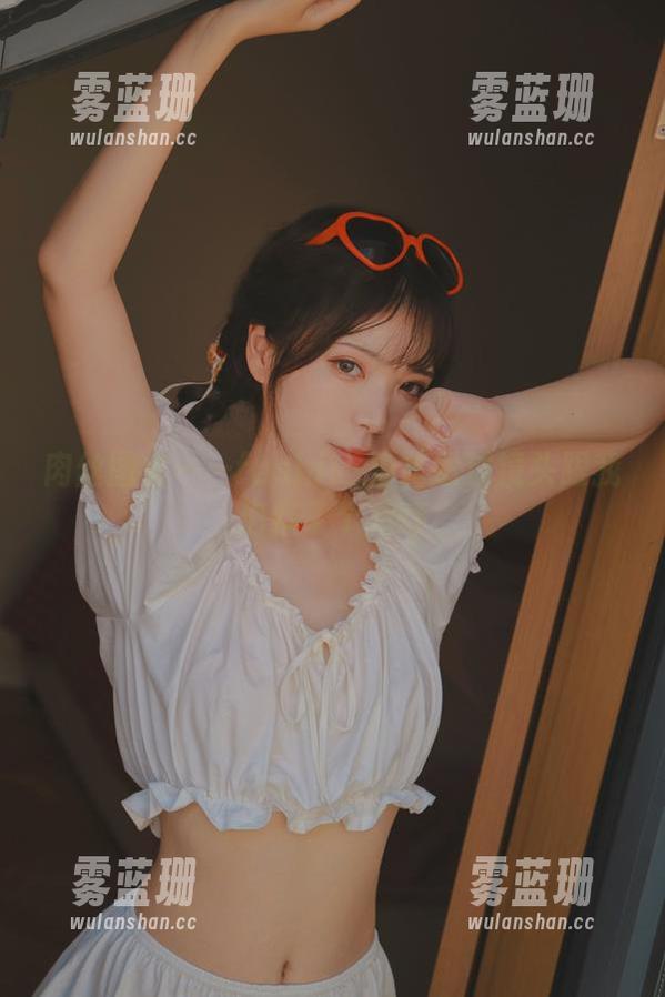 fushii_海堂 肉丝图集——fushii_海堂透过镜头跟我们打了个招呼