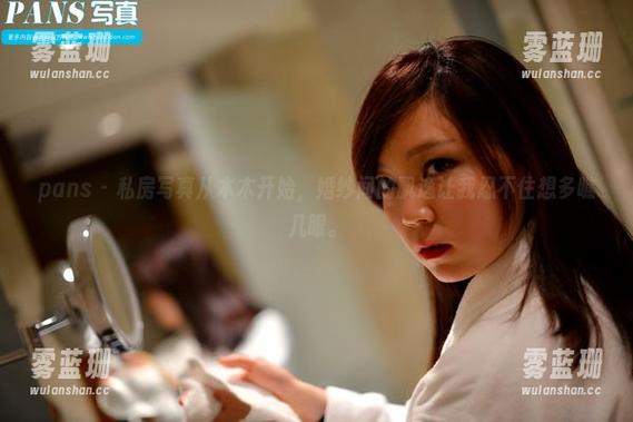 pans - 私房写真从木木开始，婚纱间的飘逸让我忍不住想多瞧几眼。