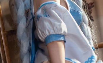 yuuhui玉汇的免费图集里，新婚的妻子，背影都能让人浮想联翩，真没想到！