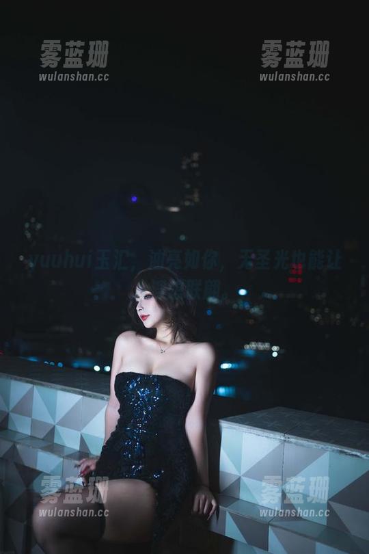 yuuhui玉汇 yuuhui玉汇,油亮如你,无圣光也能让人浮想联翩。