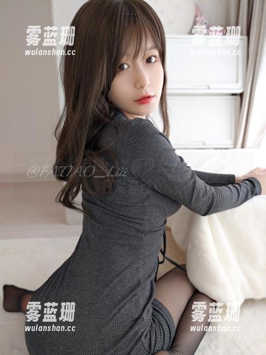 一言不合就自撮：发条少女yoki和猫们的日常套图！