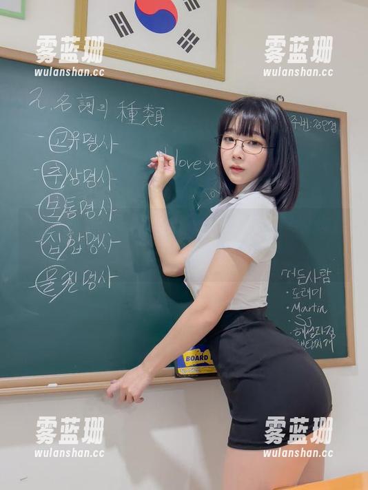 姜仁卿(강인경)的丝袜，丢掉更衣室的焦虑，换上美图飞起来～
