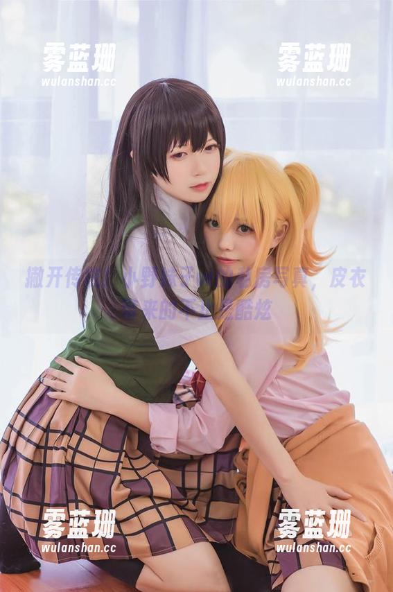 小野妹子w 撇开传统!小野妹子w的私房写真,皮衣带来的不止是酷炫