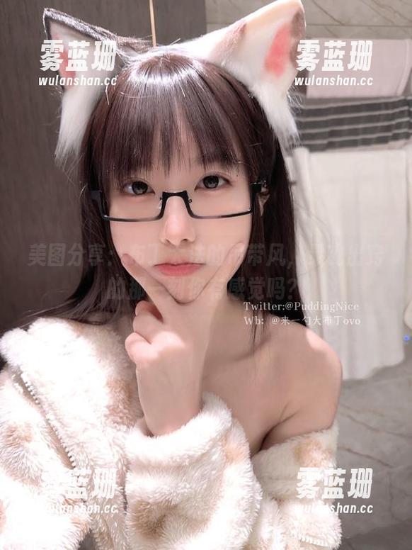 美图分享：布丁大法的吊带风，灵魂出窍的那一刻你有感觉吗？