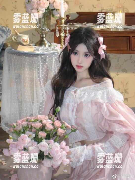 怡子yiii的水手服写真集，想对你说的不只是衣服！