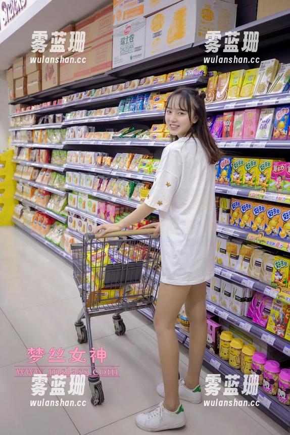 梦丝女神 - 花月舞的网袜，更新啦！看这腿，美得让人想起春天的第一杯咖啡。