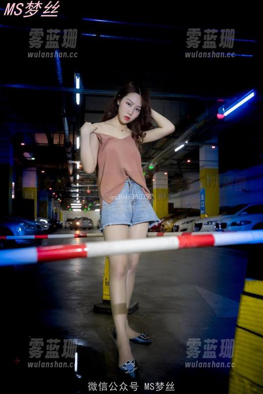梦丝女神 - 魏婷婷的不平凡美足，从原图到图包，单凭这双足够惊艳！