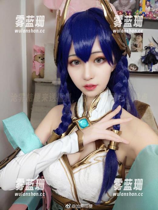沧霁桔梗来送福利，免费长腿图包，没点意思？？
