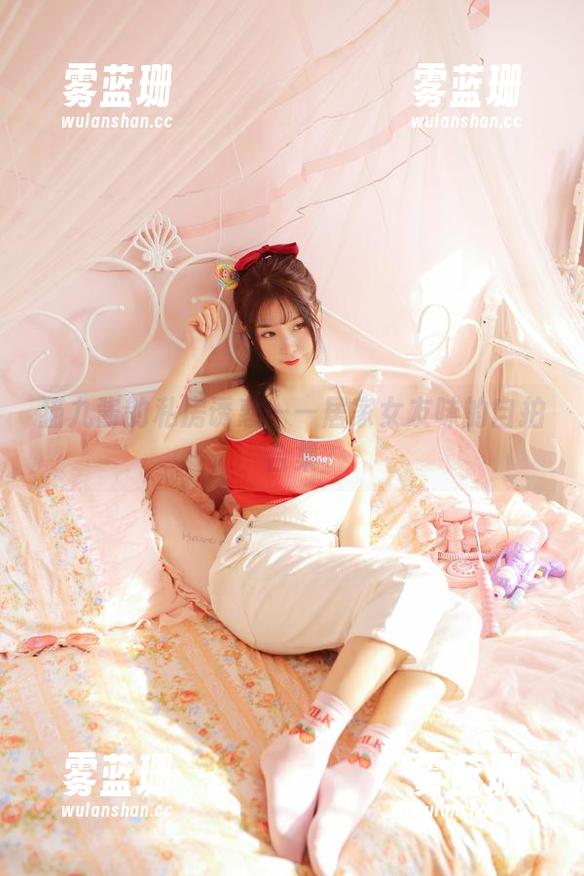 猫九酱的私房诱惑——居家女友味的自拍合集