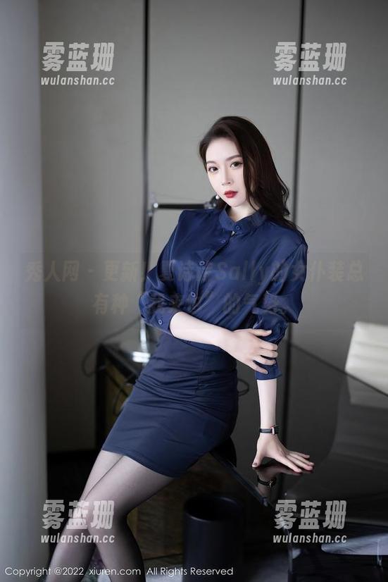 秀人网 - 更新！夏诗诗Sally的女仆装总有种“我来也”的气势。