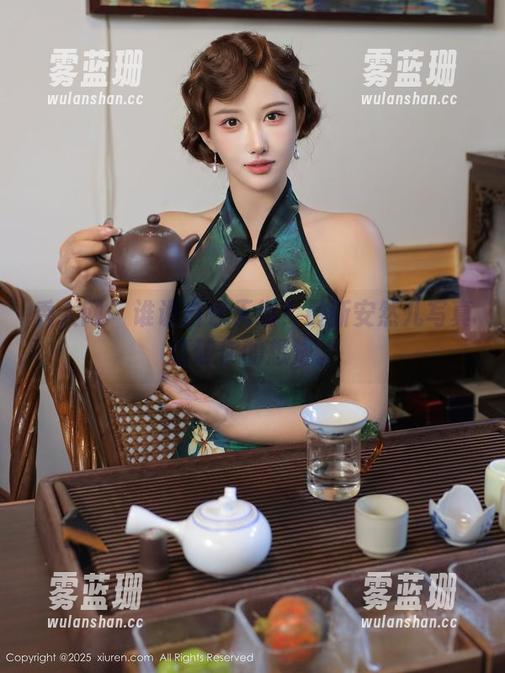 秀人网-安然儿 秀人网 - 谁说白色无趣?最新安然儿写真打破你的想法。