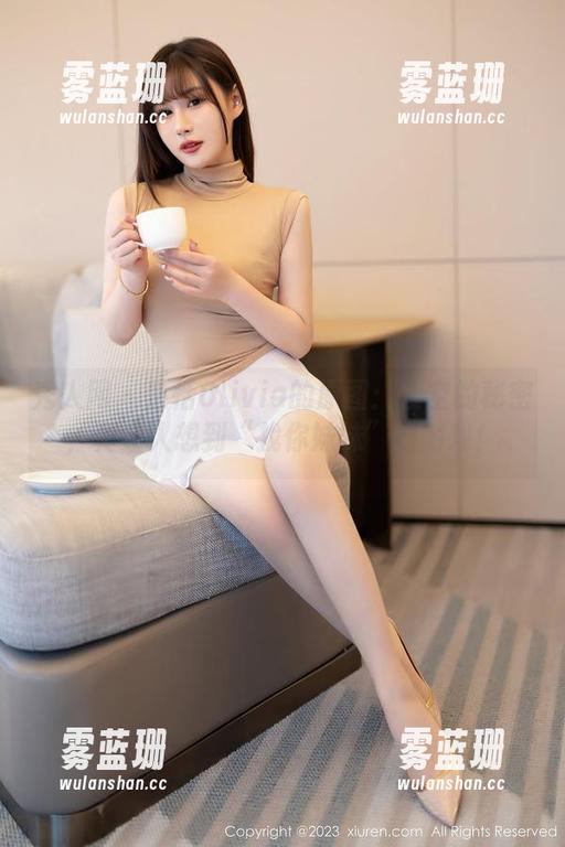 秀人网 - 楚恬Olivia的原图：镂空的秘密，真让人想到“找你妹妹”的游戏！