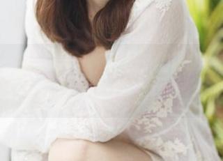 美媛馆 - 每一张小魔女奈奈的私拍图集里都有一件我想不明白的睡衣心事