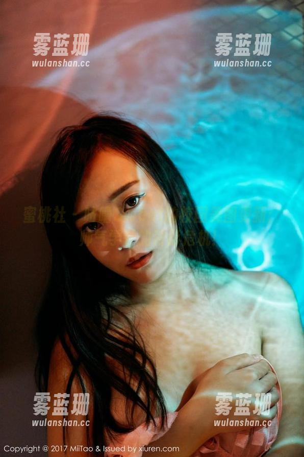 蜜桃社-咕噜Sweet 蜜桃社 - 咕噜Sweet的校园美图更新:帅气学长的背影危机!