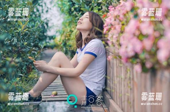 青豆客-王明明 青豆客 - 谁说和服只能古朴?看王明明的美图合集,才发现还有另一面。