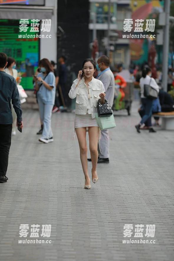 魔镜街拍 - 在粉裙中遨游——婷婷销售主管的精选花絮